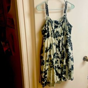 Torrid skater dress green tye dye print Women’s xtra size 1
